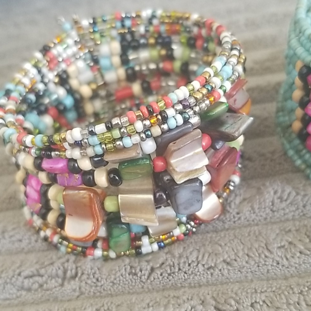 2 Cuff Bracelets - Picture 3 of 4
